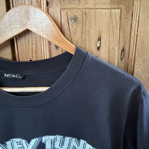 Mo & Co Looney Tunes Small Graphic Tee Shirt Tweety Bugs Bunny Sylvester Daffy - Picture 6 of 12